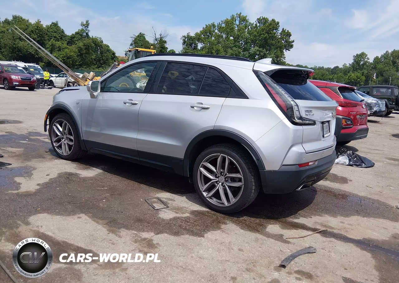 2019 Cadillac Xt4 Sport VIN:1GYFZFR46KF159768 - 3