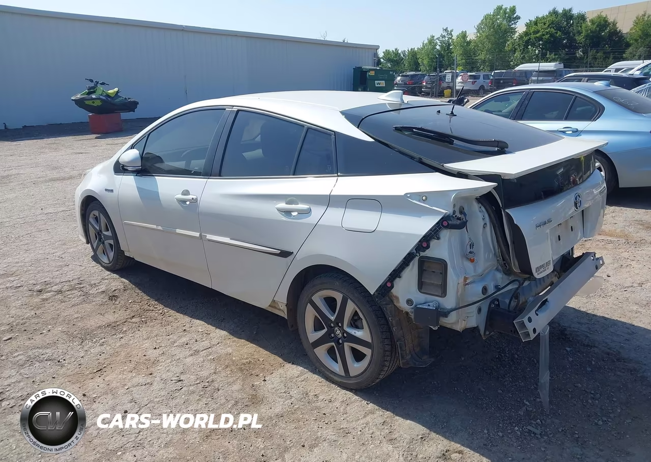2017 Toyota Prius Four Touring VIN:JTDKARFU2H3042880 - 15
