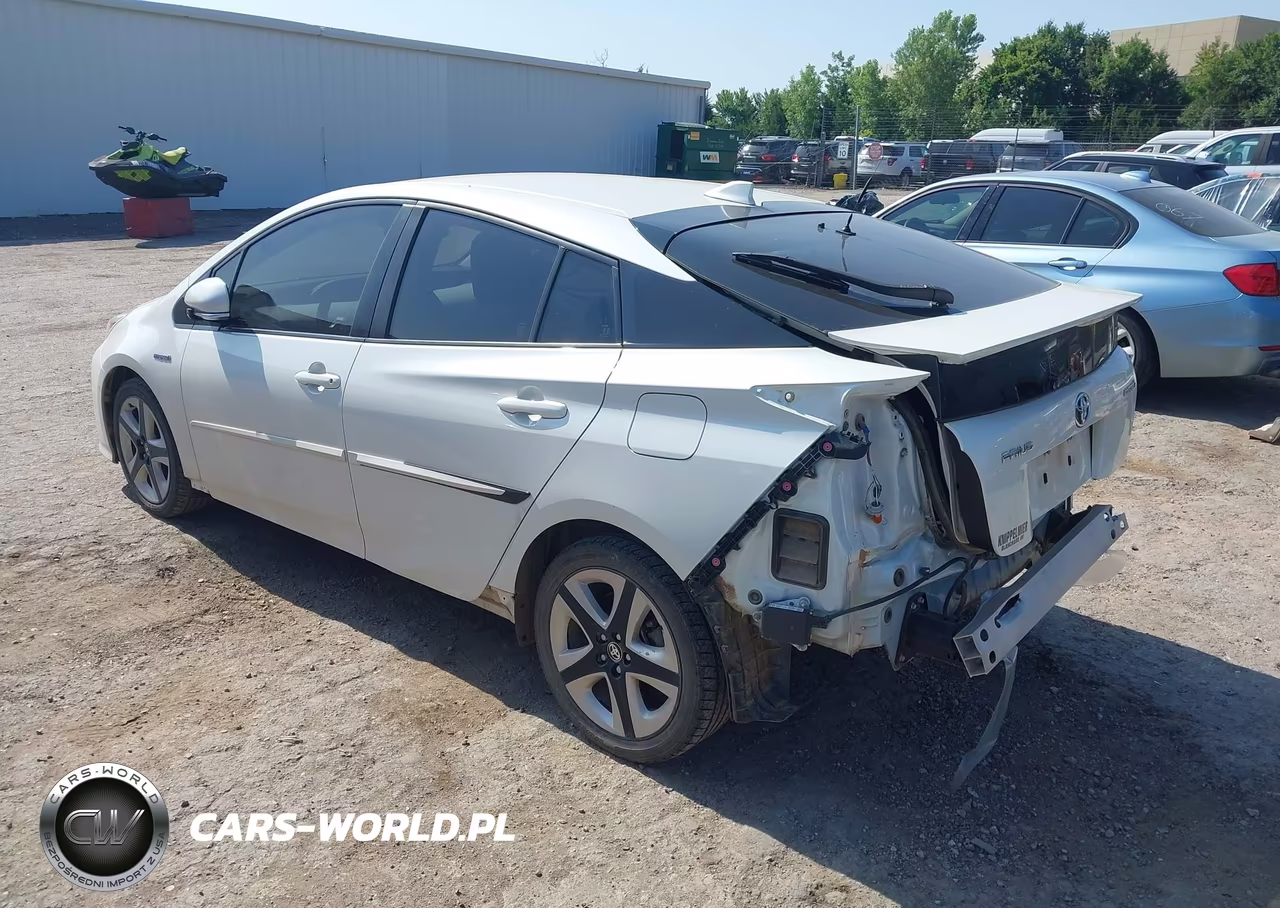 2017 Toyota Prius Four Touring VIN:JTDKARFU2H3042880 - 3