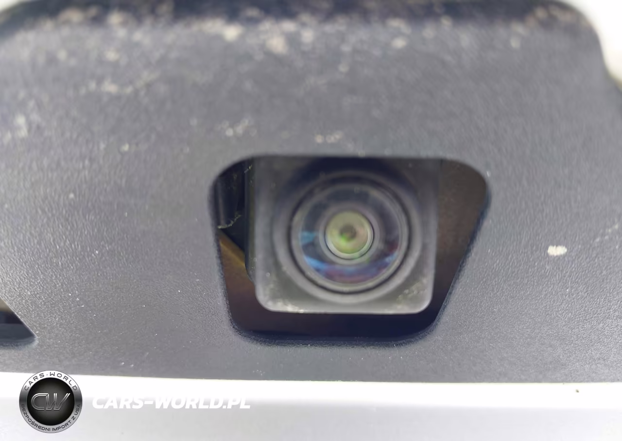 2019 Nissan Rogue S VIN:KNMAT2MV7KP504388 - 18