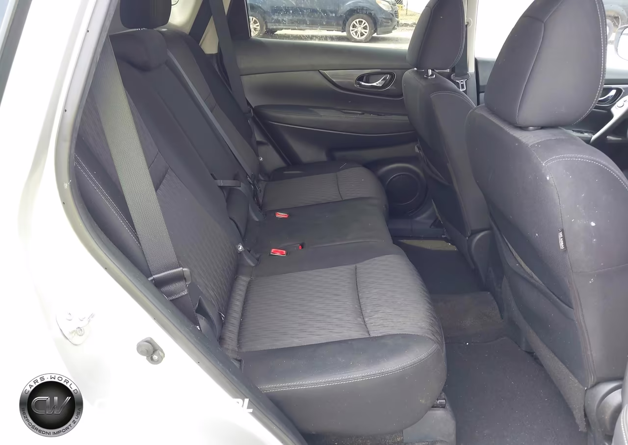 2019 Nissan Rogue S VIN:KNMAT2MV7KP504388 - 8