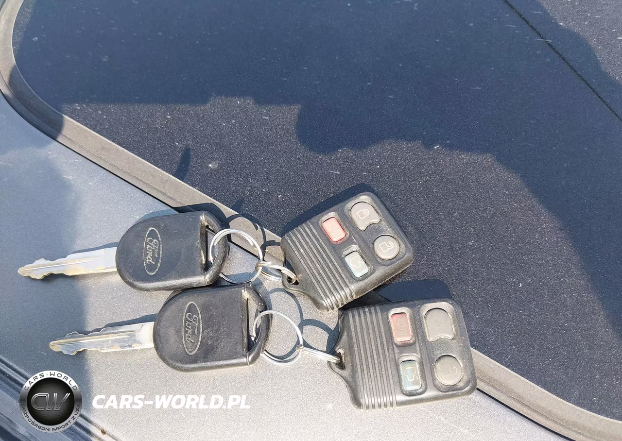2006 Ford Focus Zx5 VIN:1FAFP37NX6W192225 - 11