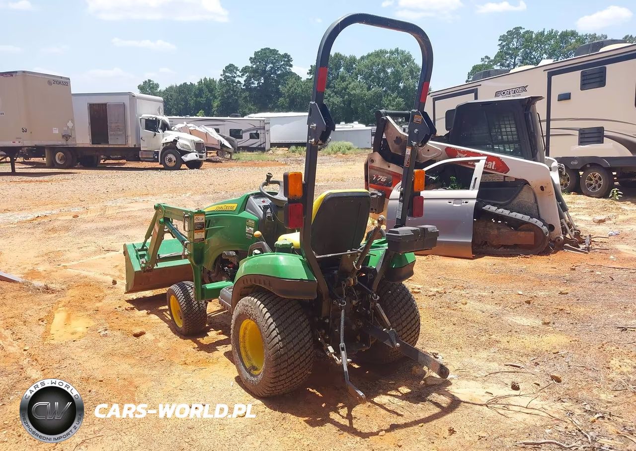 2016 John Deere Riding Tractor VIN:1P0D120XLGX009243 - 3