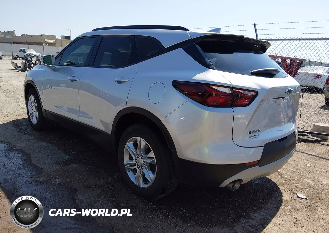 2020 Chevrolet Blazer Fwd 2Lt VIN:3GNKBCRS2LS667035 - 3