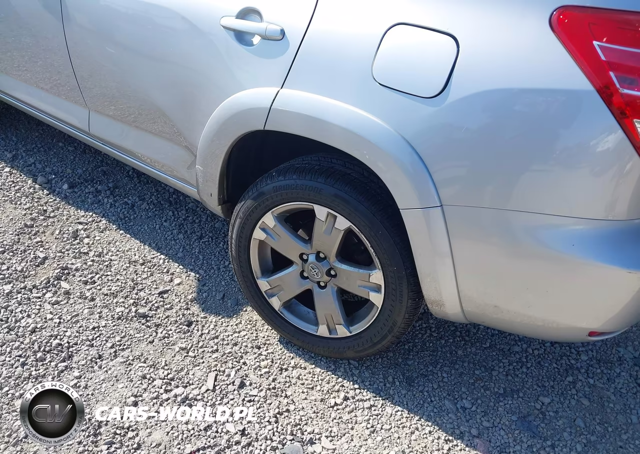 2011 Toyota Rav4 Sport VIN:JTMWF4DV3B5037930 - 17