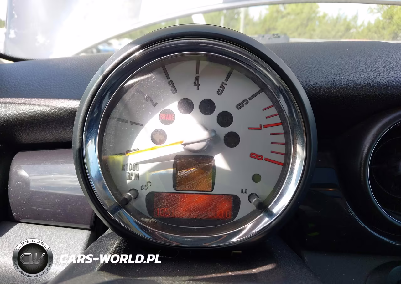 2008 Mini Cooper Clubman VIN:WMWML33538TN66727 - 7