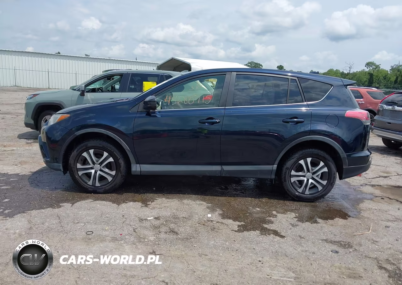 2018 Toyota Rav4 Le VIN:JTMBFREV0JD224685 - 14