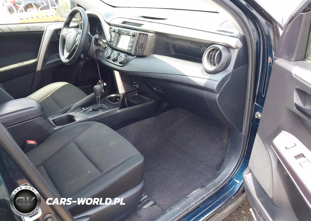 2018 Toyota Rav4 Le VIN:JTMBFREV0JD224685 - 5