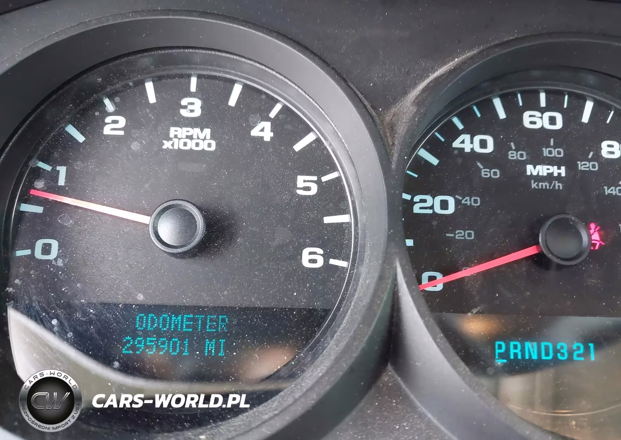2010 Chevrolet Silverado 1500 Ls VIN:1GCSKREA5AZ112850 - 15