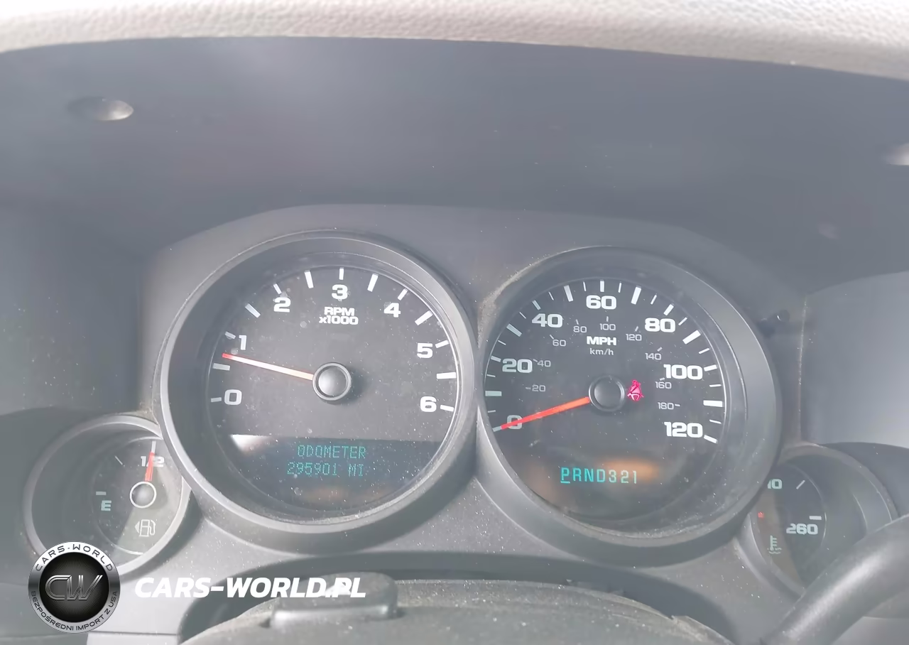 2010 Chevrolet Silverado 1500 Ls VIN:1GCSKREA5AZ112850 - 7