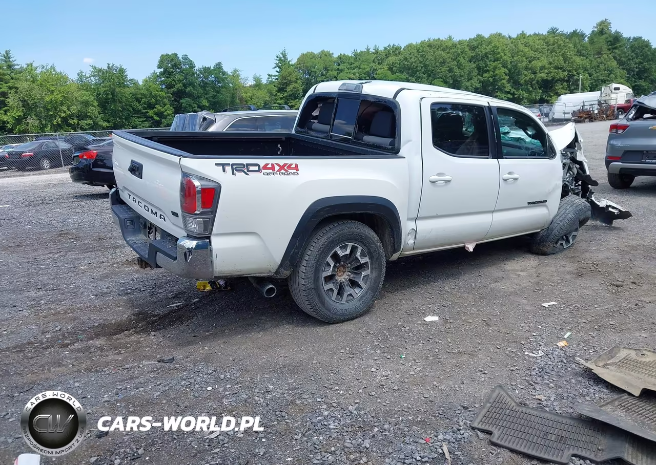 2023 Toyota Tacoma Trd Off Road VIN:3TMCZ5ANXPM552543 - 4