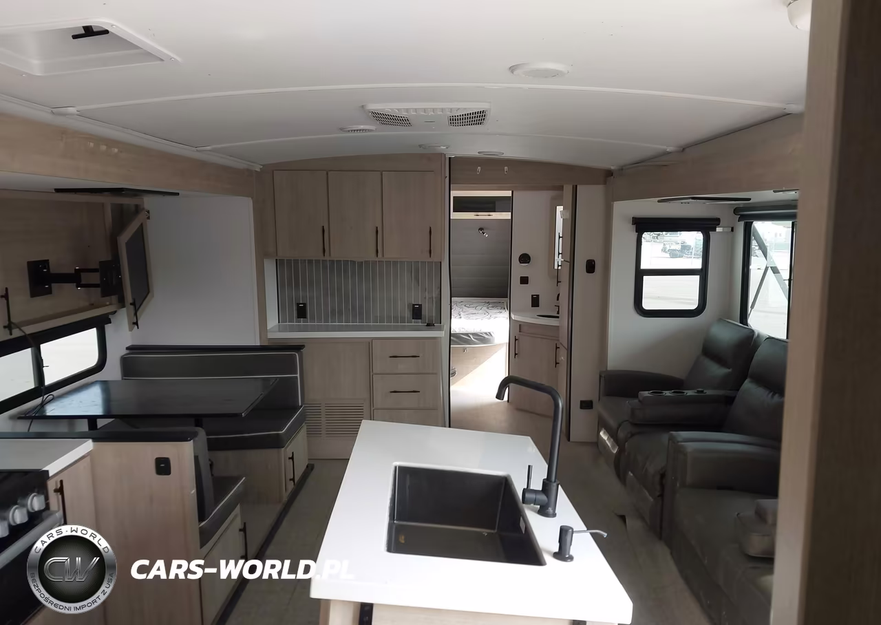 2025 Grand Design Imagine 3210Bh VIN:573TE3726S6654307 - 11