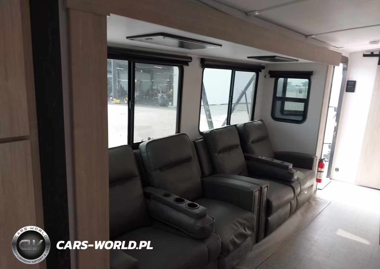 2025 Grand Design Imagine 3210Bh VIN:573TE3726S6654307 - 7