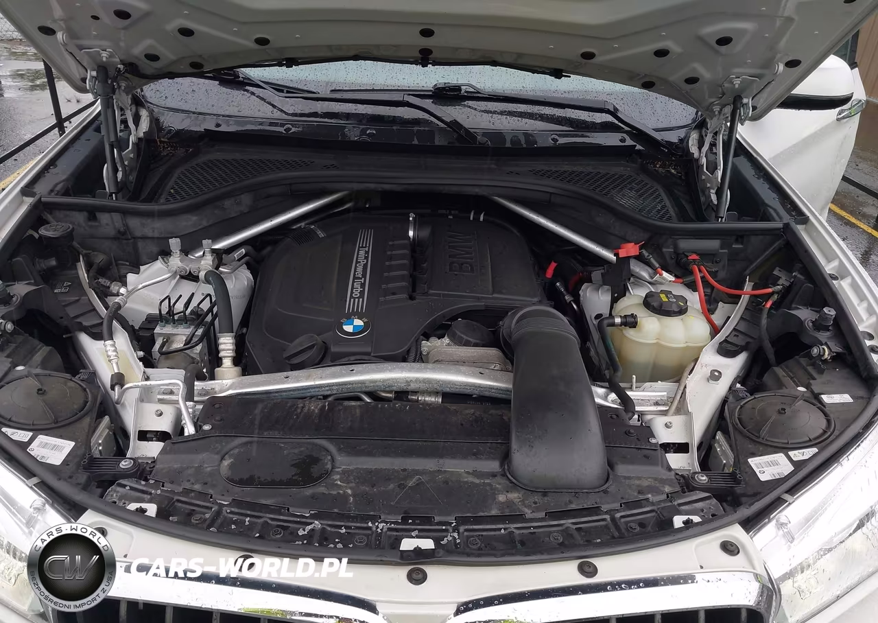 2017 BMW X5 xDrive35I VIN:5UXKR0C36H0V79333 - 10