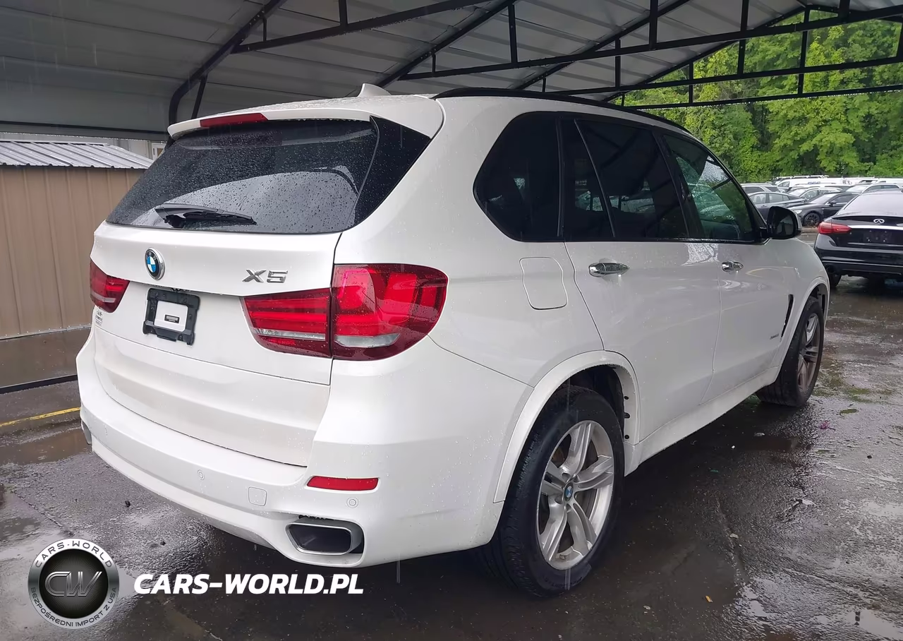 2017 BMW X5 xDrive35I VIN:5UXKR0C36H0V79333 - 4