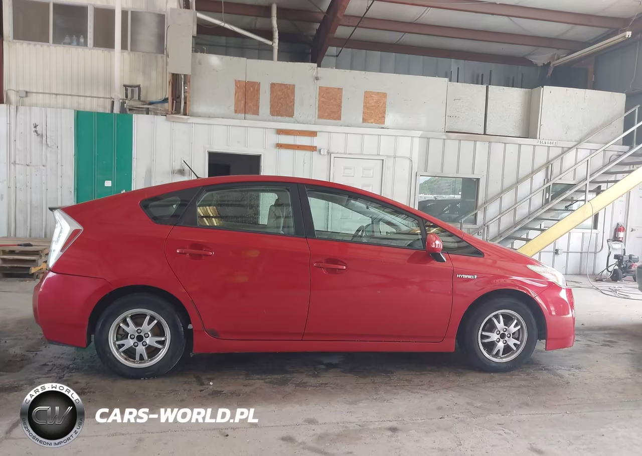 2011 Toyota Prius Two VIN:JTDKN3DU8B5373494 - 13