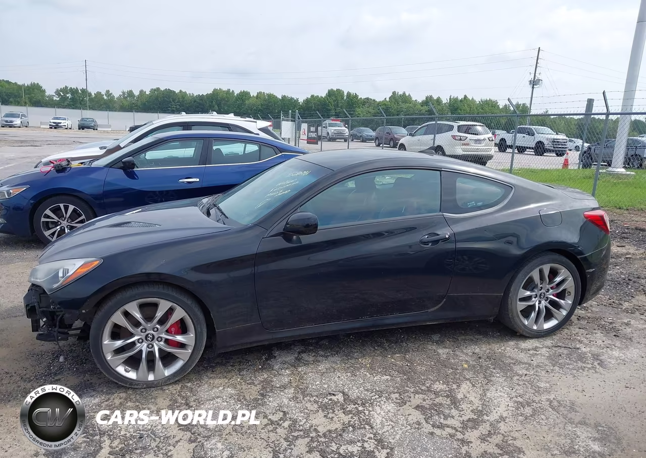 2013 Hyundai Genesis 3.8 R-Spec VIN:KMHHU6KJ8DU096230 - 15