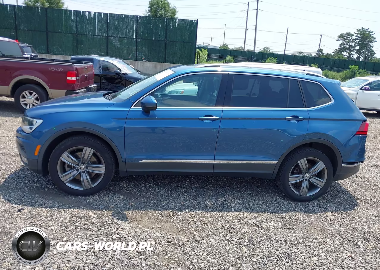 2020 Volkswagen Tiguan 2.0T Se-2.0T Se R-Line Black-2.0T Sel VIN:3VV2B7AX4LM137341 - 14