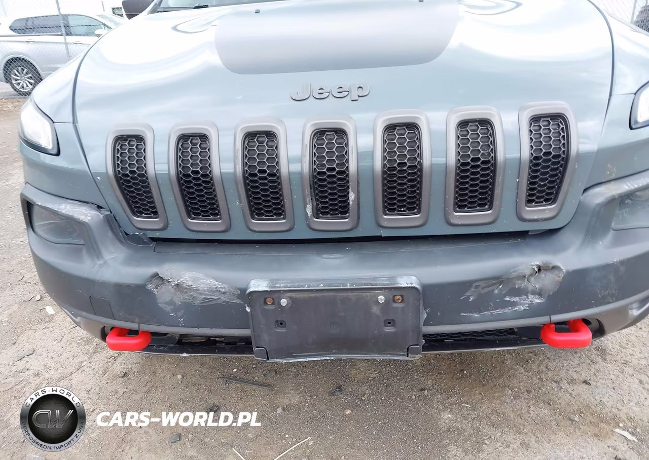 2014 Jeep Cherokee Trailhawk VIN:1C4PJMBSXEW211261 - 6