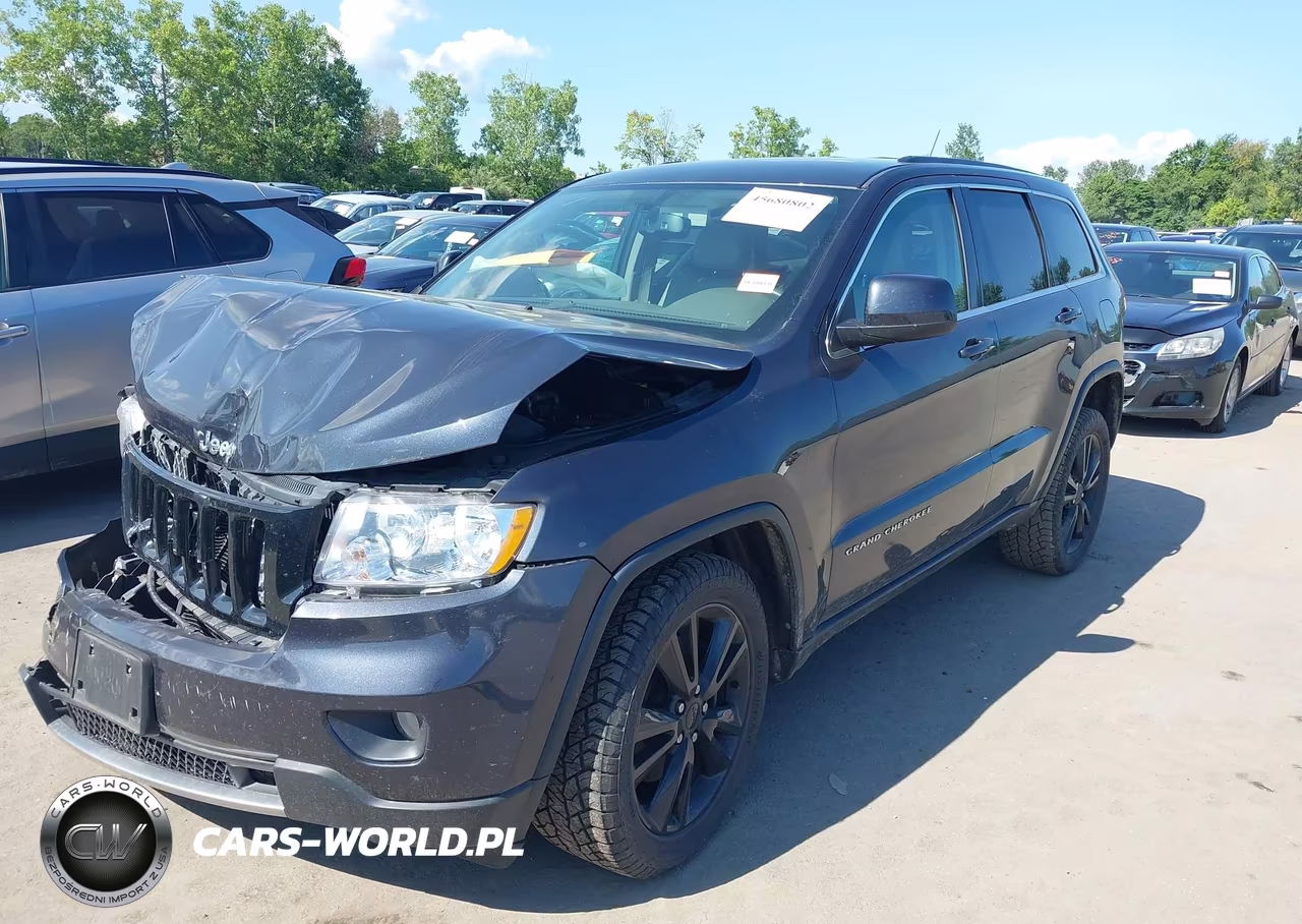 2013 Jeep Grand Cherokee Laredo Altitude VIN:1C4RJFAT6DC577961 - 2