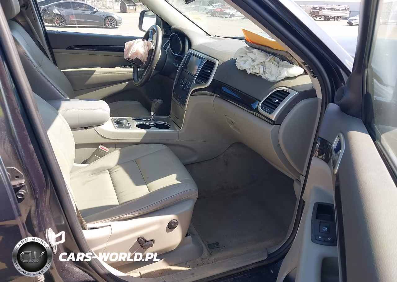 2013 Jeep Grand Cherokee Laredo Altitude VIN:1C4RJFAT6DC577961 - 5