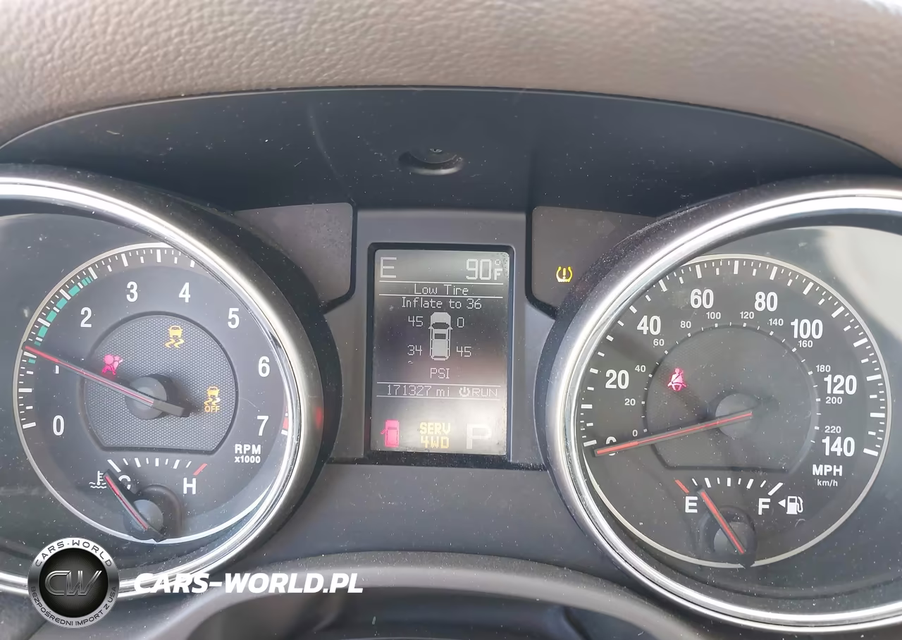 2013 Jeep Grand Cherokee Laredo Altitude VIN:1C4RJFAT6DC577961 - 7