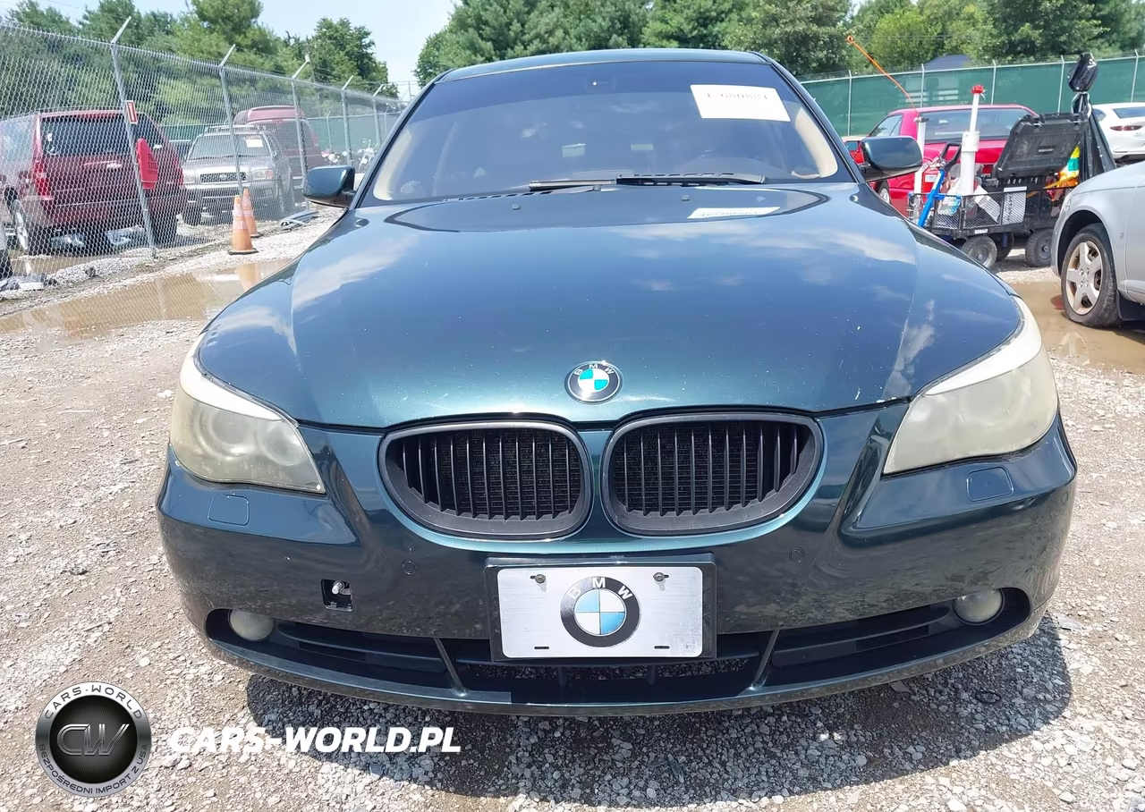 2007 BMW 530Xi VIN:WBANF73527CU21390 - 6