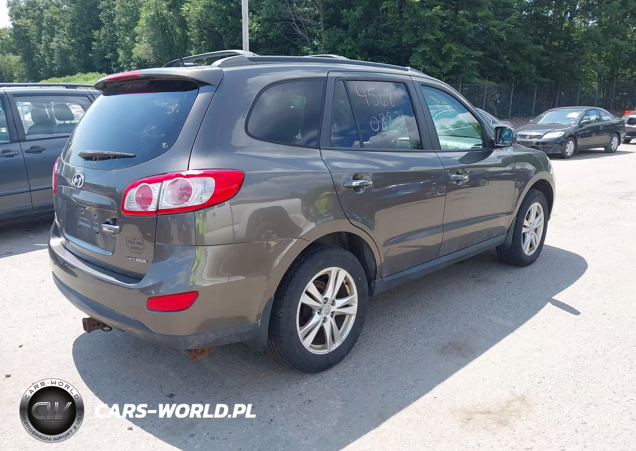 2012 Hyundai Santa Fe Limited V6 VIN:5XYZKDAG6CG135972 - 4