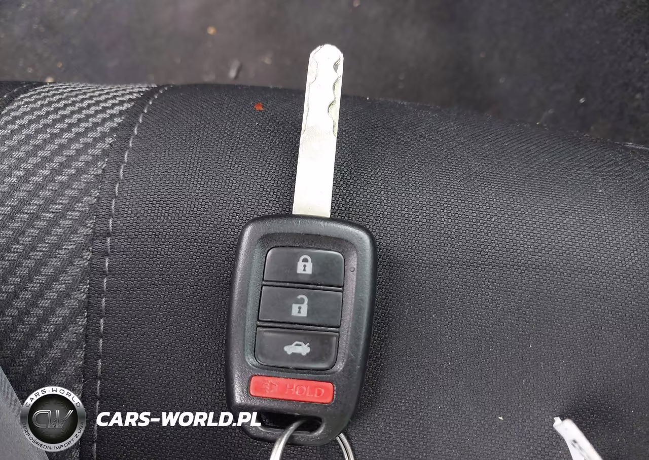 2016 Honda Civic Lx VIN:2HGFC2F5XGH541886 - 11