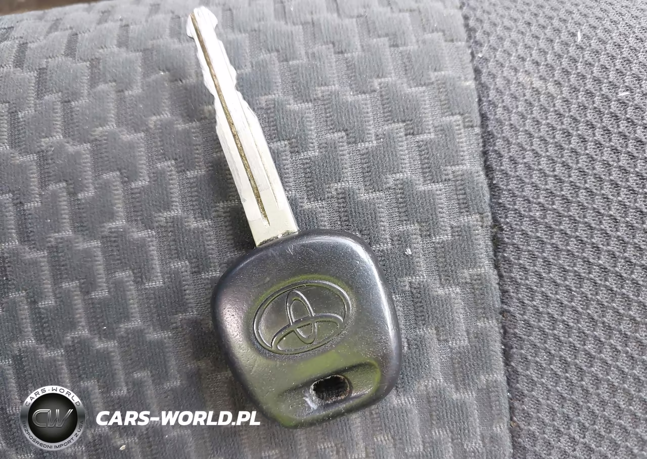 2005 Toyota Matrix VIN:2T1KR32E35C402987 - 11