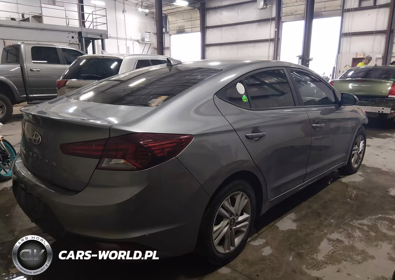 2020 Hyundai Elantra Sel VIN:5NPD84LF2LH507491 - 4