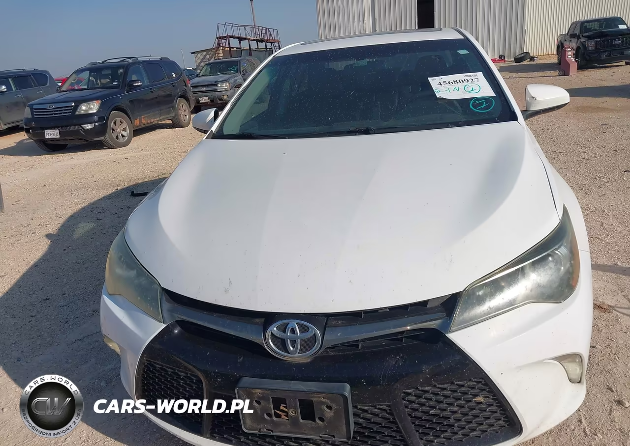 2016 Toyota Camry Xse VIN:4T1BF1FK2GU212452 - 12