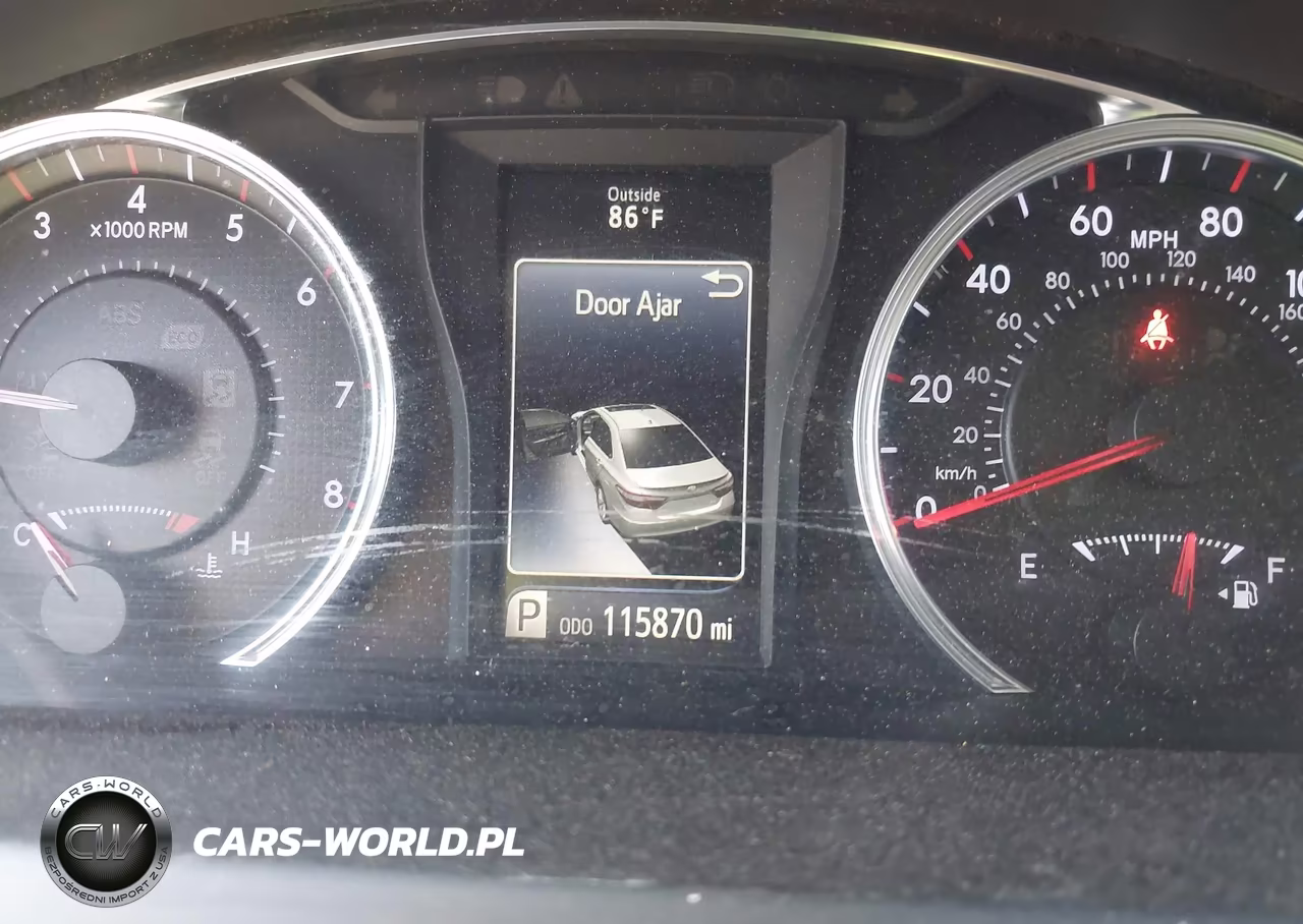 2016 Toyota Camry Xse VIN:4T1BF1FK2GU212452 - 15