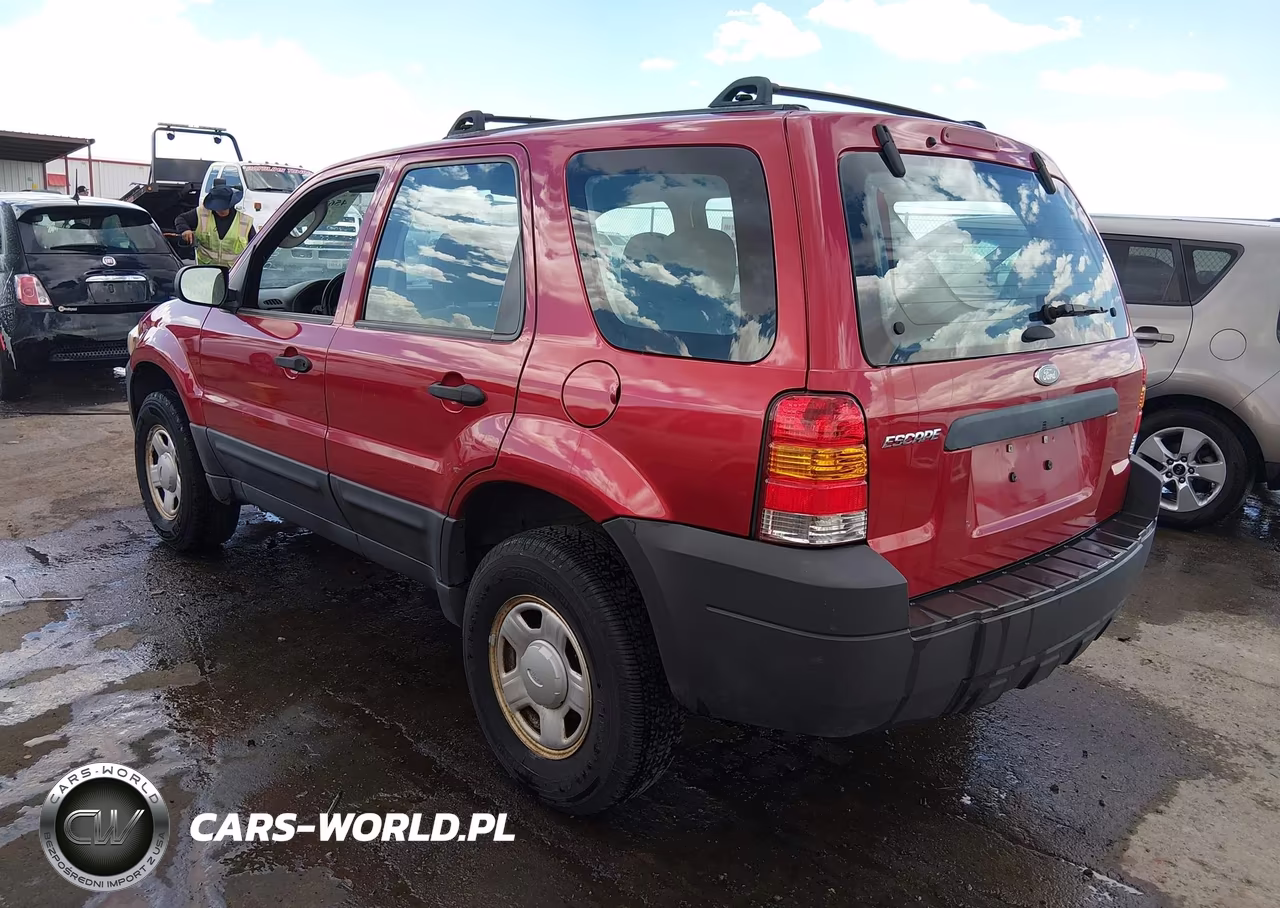 2005 Ford Escape Xls VIN:1FMYU02ZX5KE49020 - 3