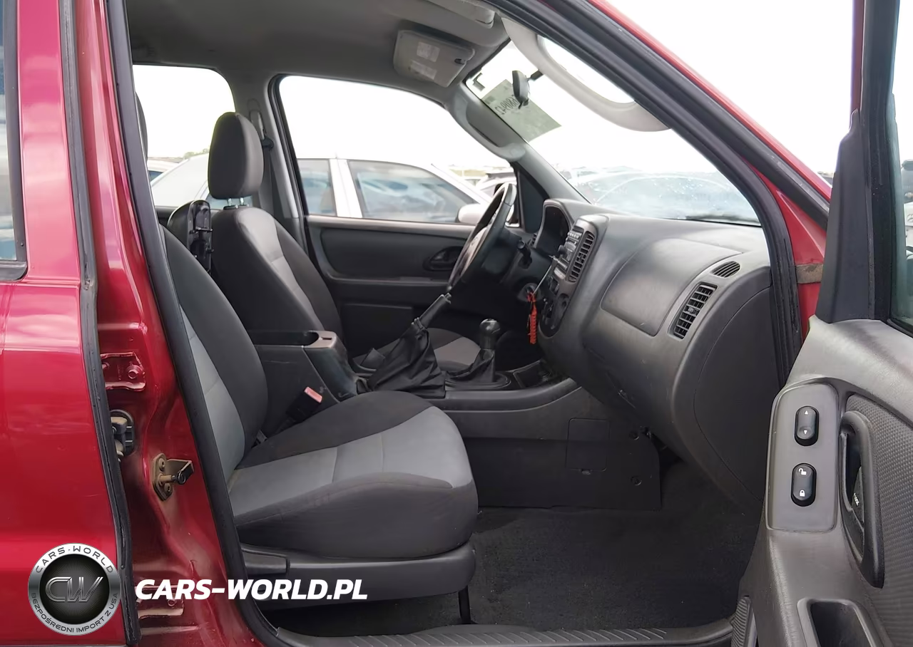 2005 Ford Escape Xls VIN:1FMYU02ZX5KE49020 - 5