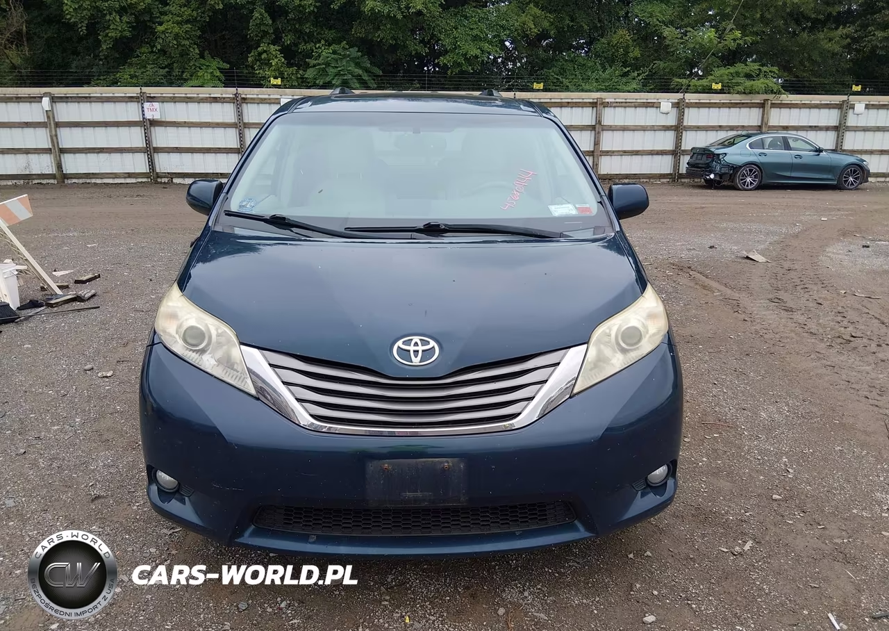 2012 Toyota Sienna Xle V6 8 Passenger VIN:5TDYK3DCXCS236059 - 12