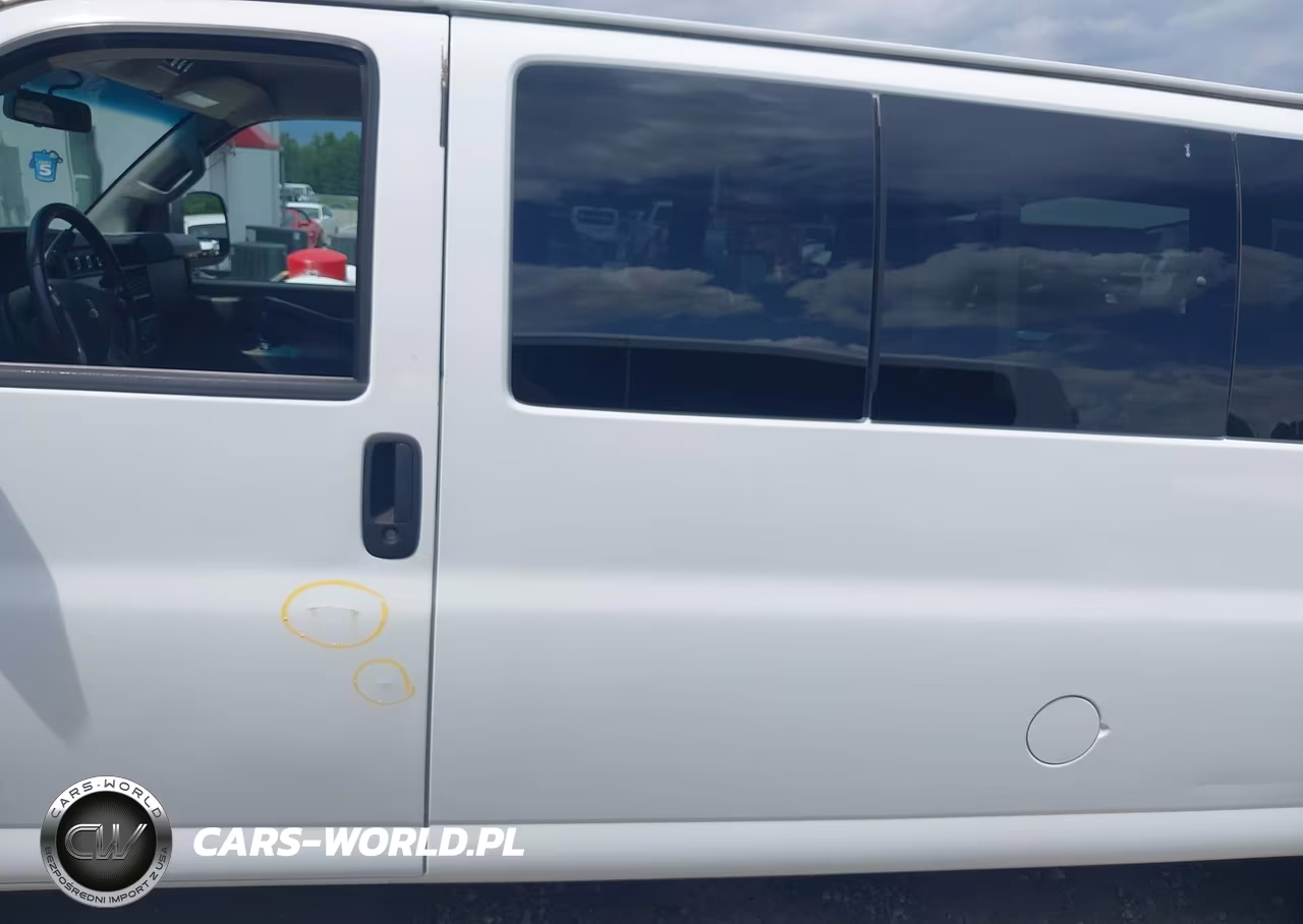2017 Chevrolet Express 3500 Ls VIN:1GAZGNFG7H1294676 - 14