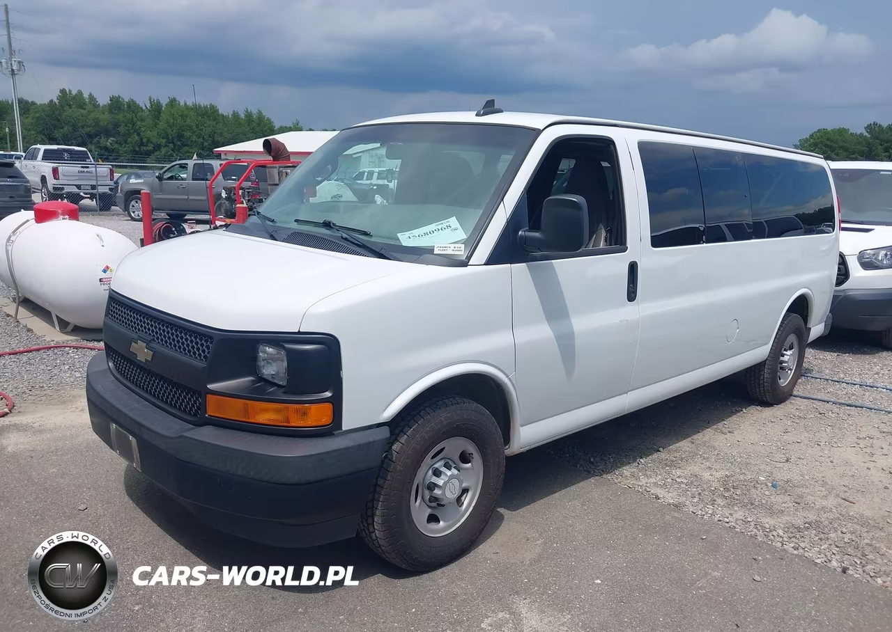 2017 Chevrolet Express 3500 Ls VIN:1GAZGNFG7H1294676 - 2
