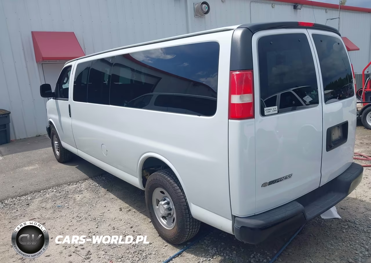 2017 Chevrolet Express 3500 Ls VIN:1GAZGNFG7H1294676 - 3