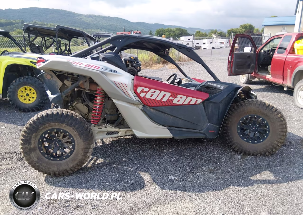 2025 Can-Am Maverick X3 Ds Turbo VIN:3JBVGAY49SE000302 - 13