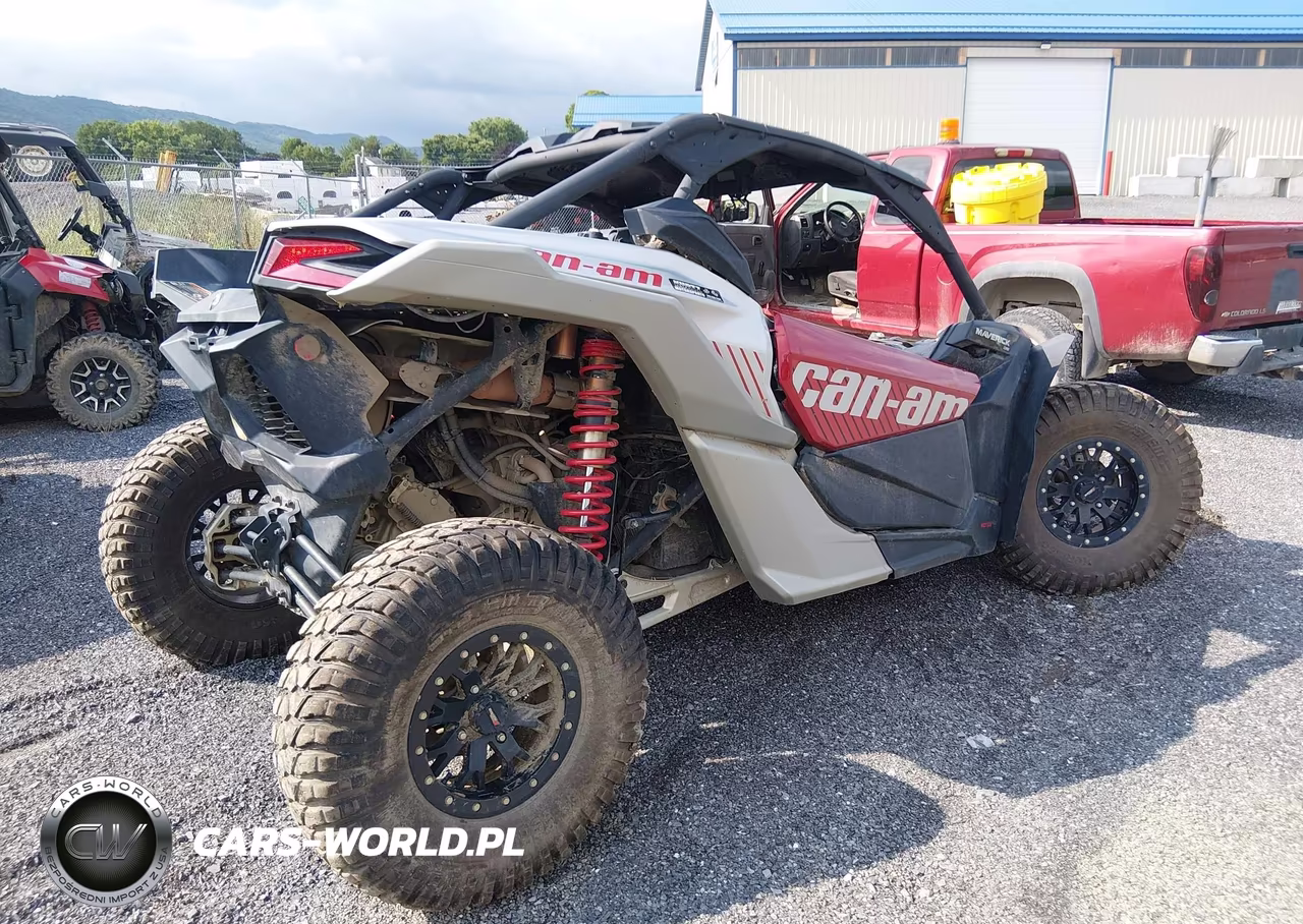 2025 Can-Am Maverick X3 Ds Turbo VIN:3JBVGAY49SE000302 - 4