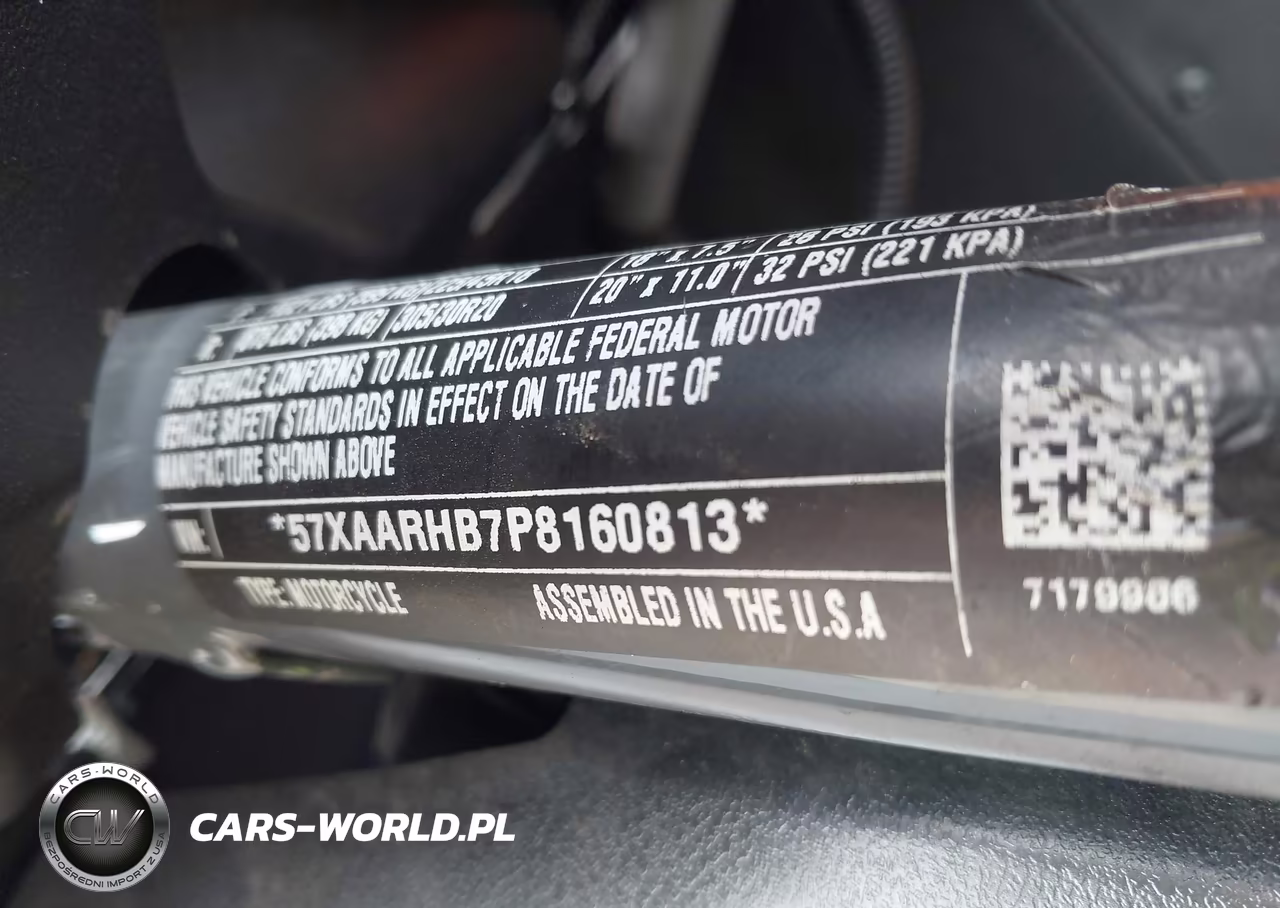 2023 Polaris Slingshot R VIN:57XAARHB7P8160813 - 10