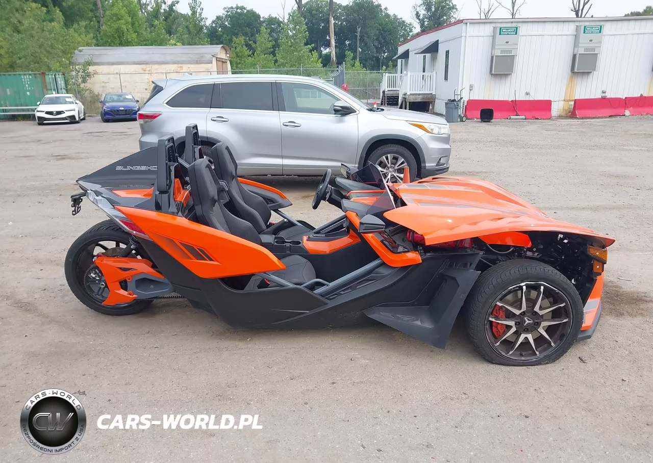 2023 Polaris Slingshot R VIN:57XAARHB7P8160813 - 11