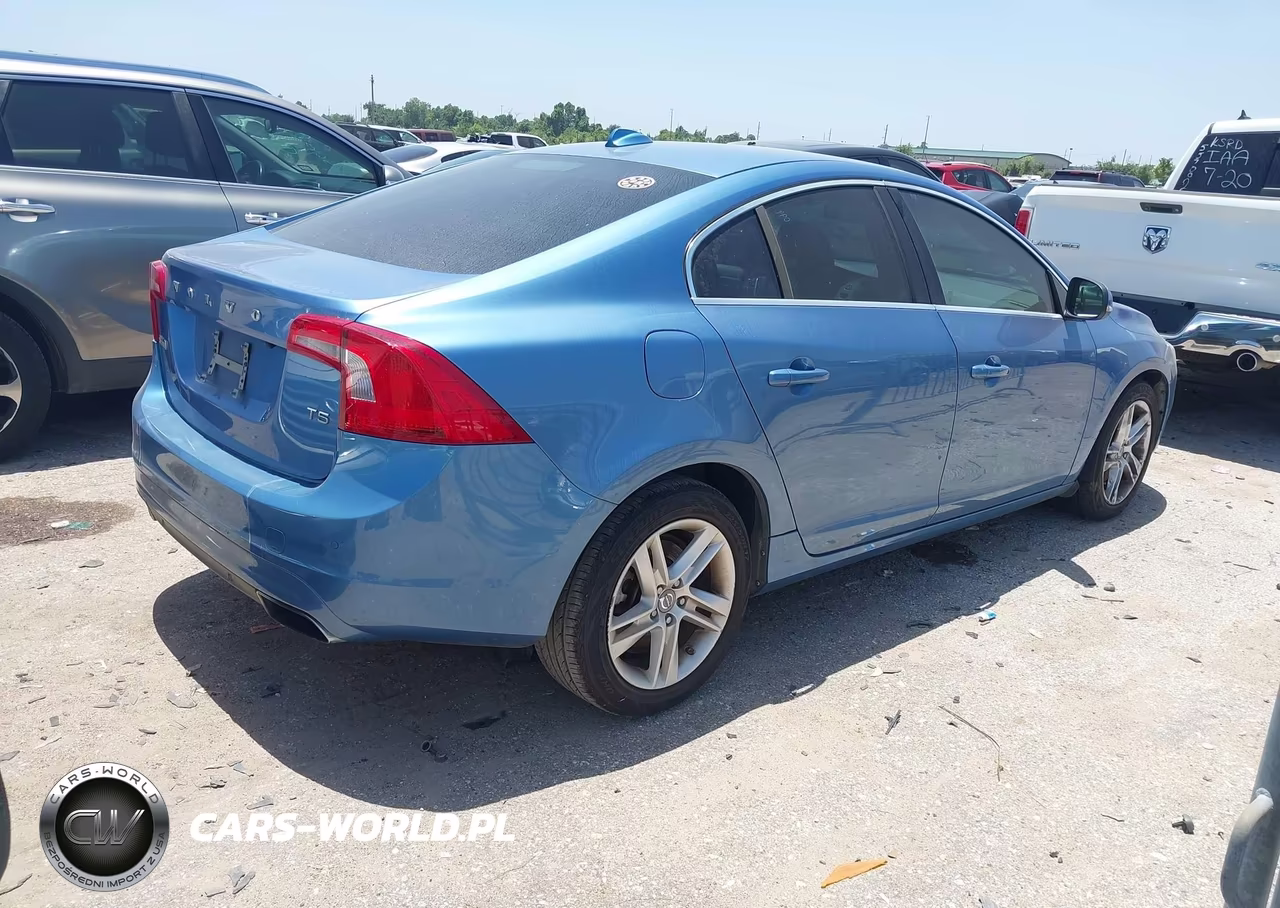 2014 Volvo S60 T5 Platinum VIN:YV1612FS9E1297566 - 4