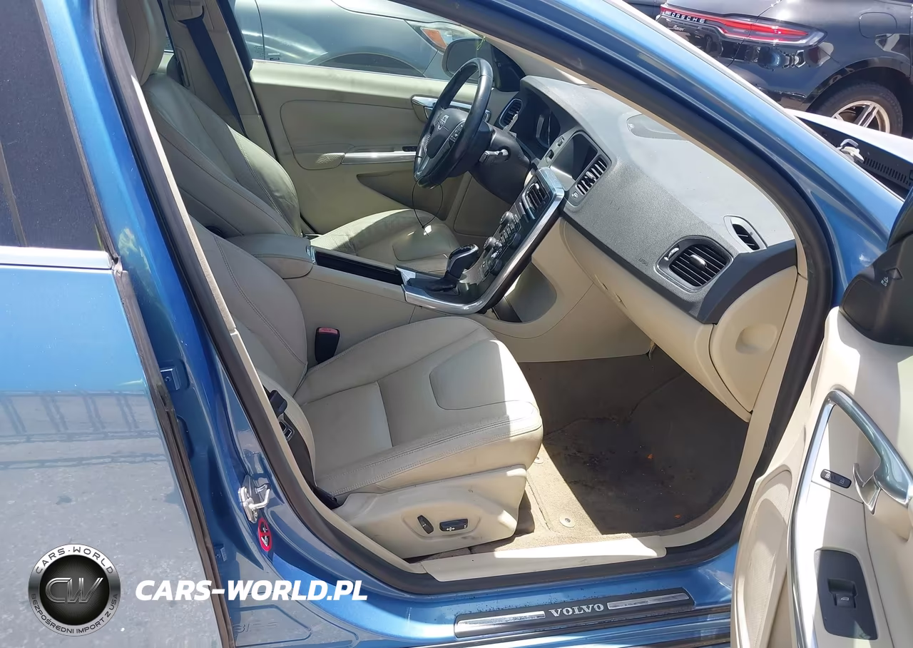 2014 Volvo S60 T5 Platinum VIN:YV1612FS9E1297566 - 5