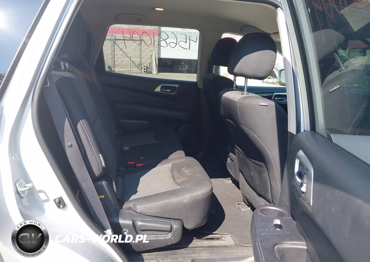 2018 Nissan Pathfinder S VIN:5N1DR2MM3JC658181 - 8