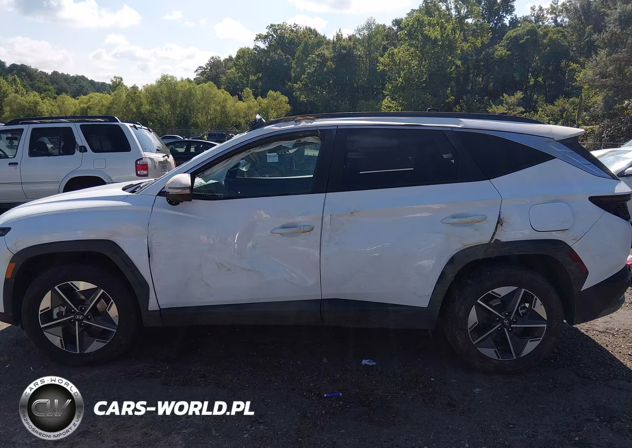 2026 Hyundai Tucson Sel Premium VIN:5NMJCCDE4TH708131 - 14