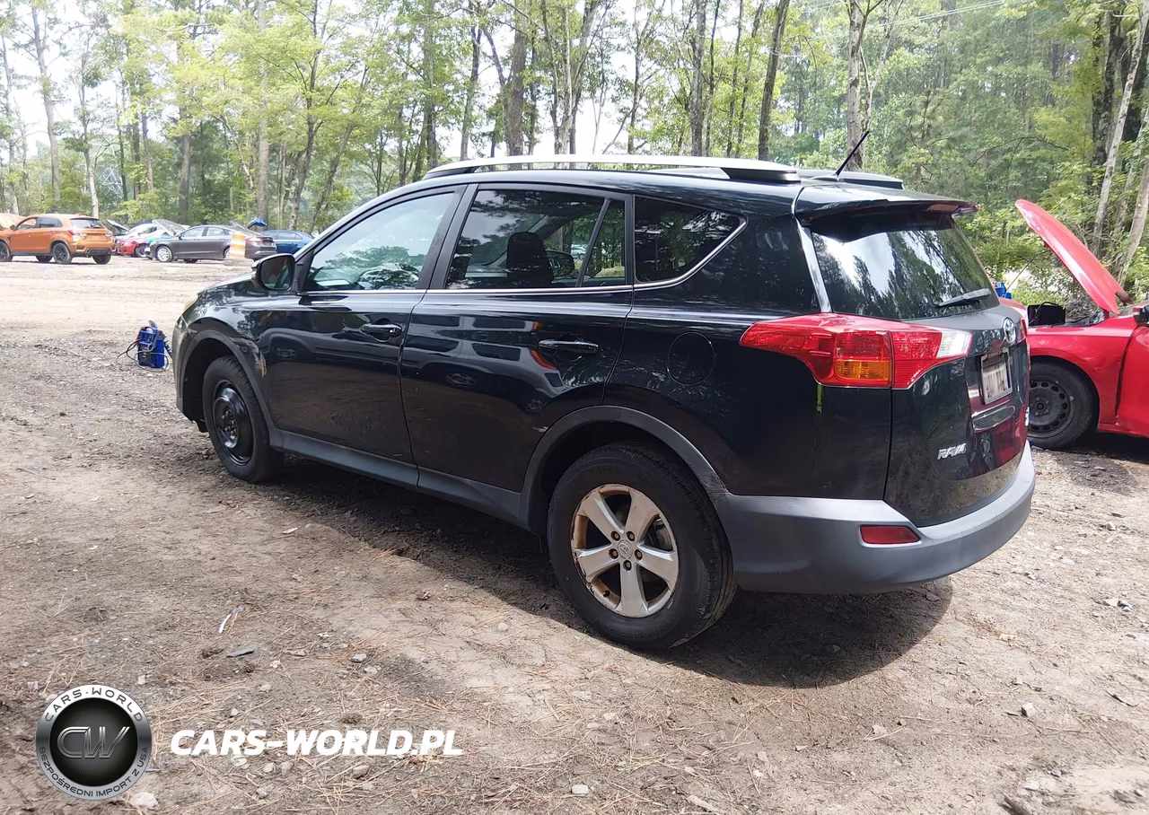 2014 Toyota Rav4 Xle VIN:2T3RFREVXEW182095 - 3