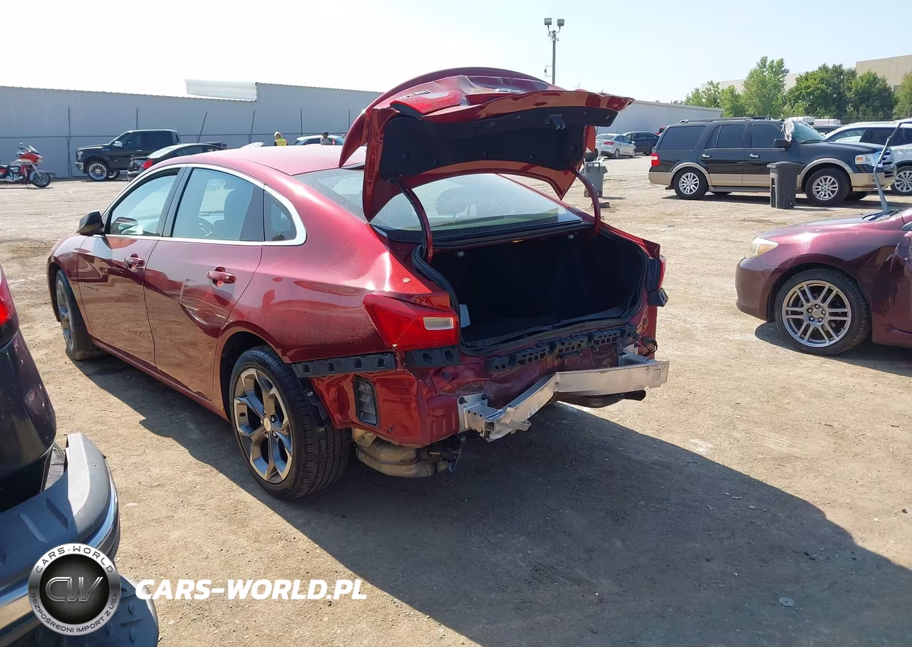 2019 Chevrolet Malibu Rs VIN:1G1ZG5ST8KF172535 - 3
