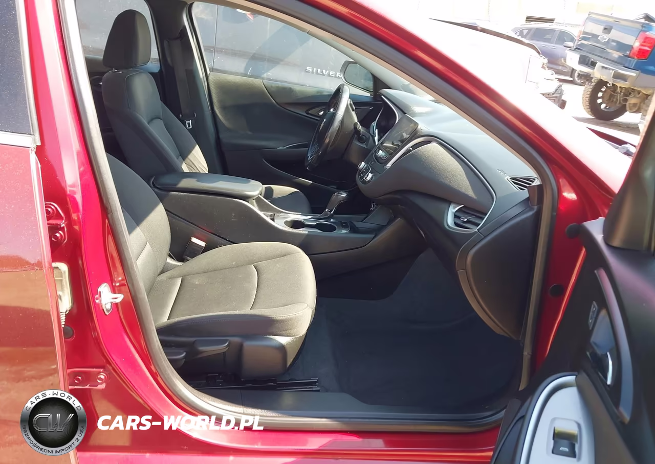 2019 Chevrolet Malibu Rs VIN:1G1ZG5ST8KF172535 - 5